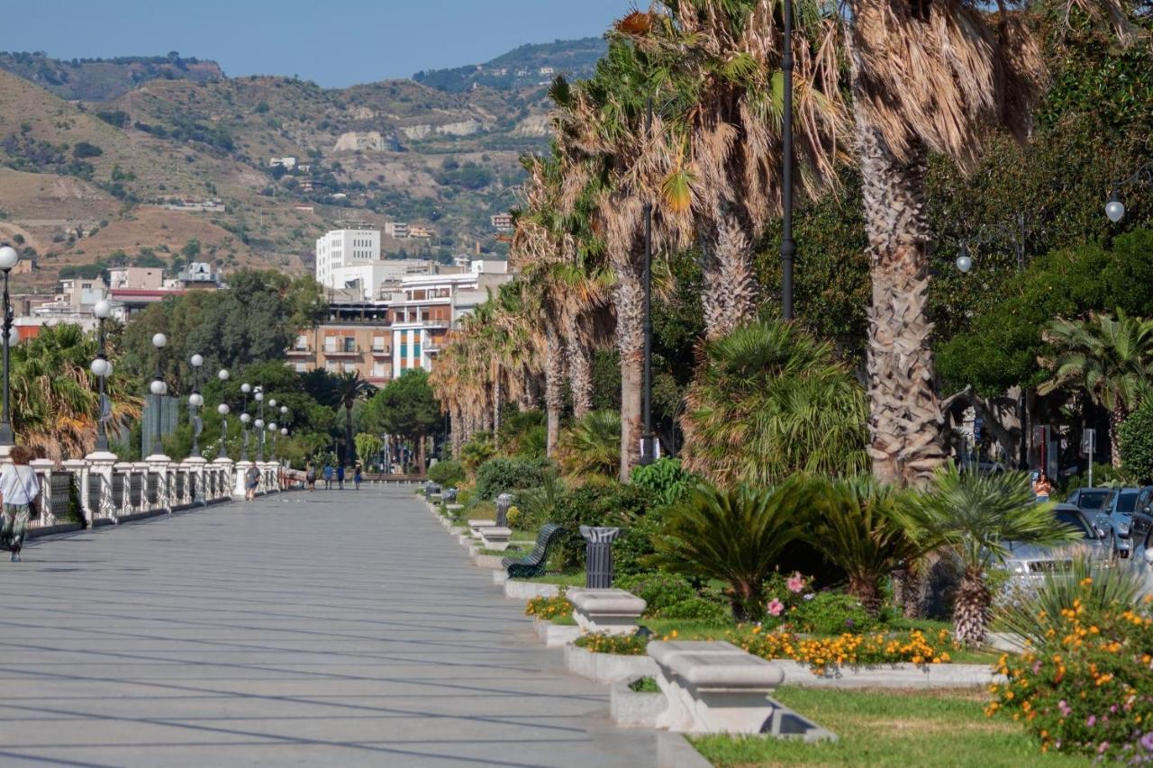 B&B I Bronzi Reggio di Calabria Ngoại thất bức ảnh